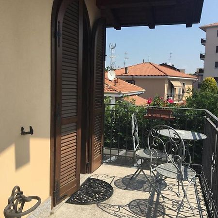 Villa Gemelli Castellanza Bagian luar foto
